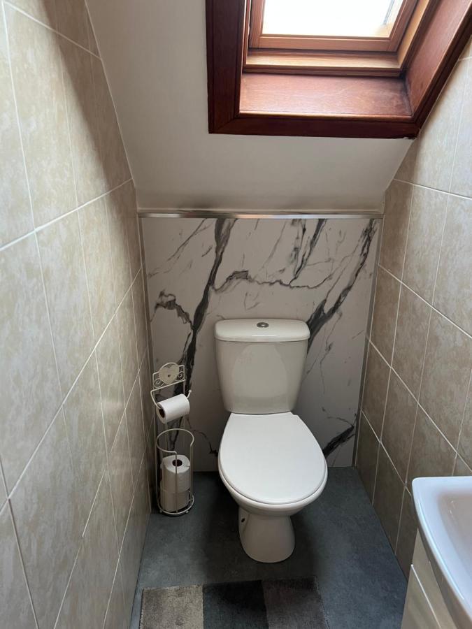 4 Bed Bungalow Near Airport Edinburgh Ngoại thất bức ảnh