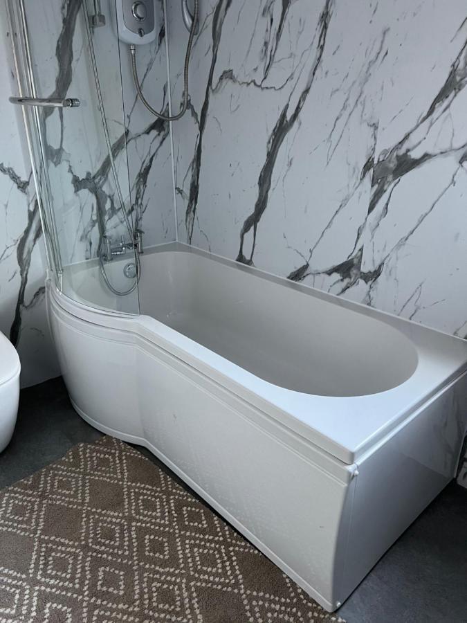 4 Bed Bungalow Near Airport Edinburgh Ngoại thất bức ảnh