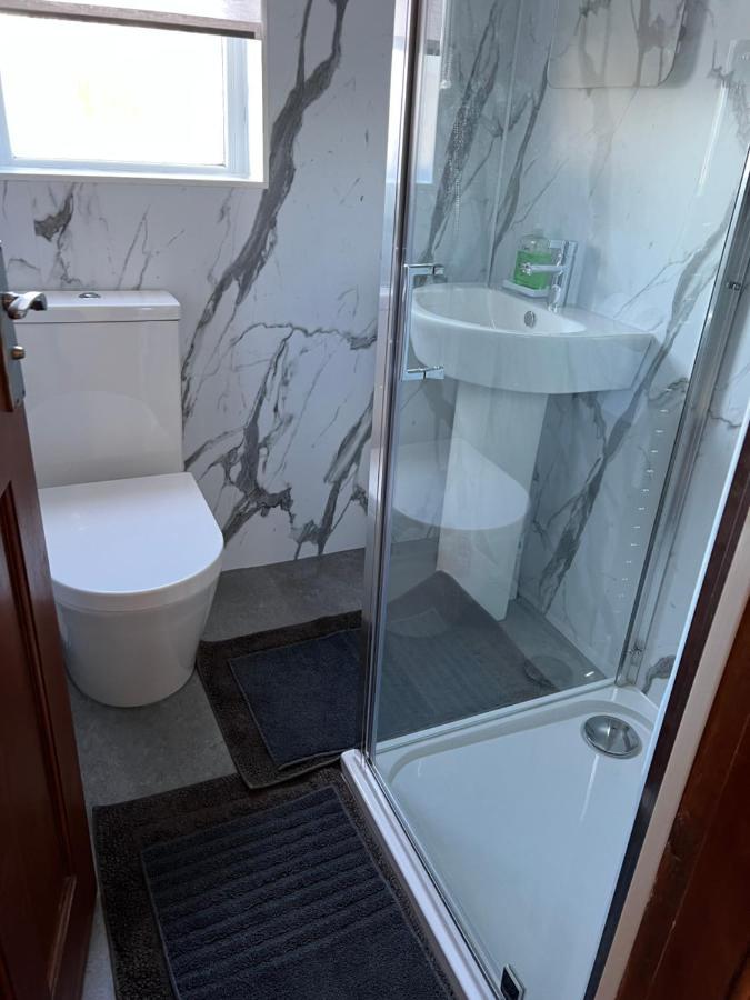 4 Bed Bungalow Near Airport Edinburgh Ngoại thất bức ảnh
