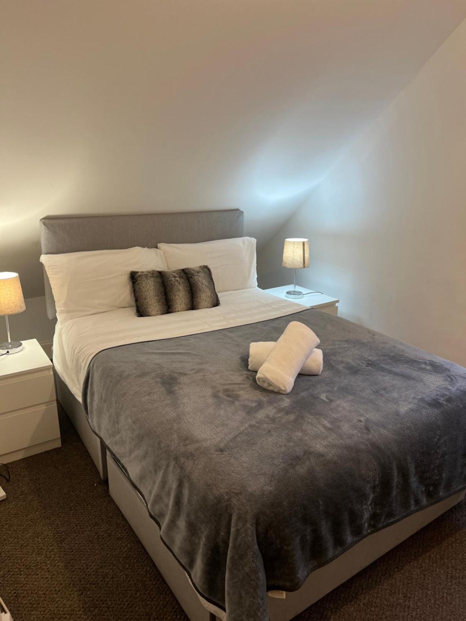 4 Bed Bungalow Near Airport Edinburgh Ngoại thất bức ảnh
